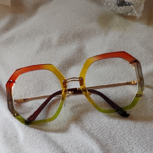 Multicolor Geometric Frame Glasses - Picture 6 of 10